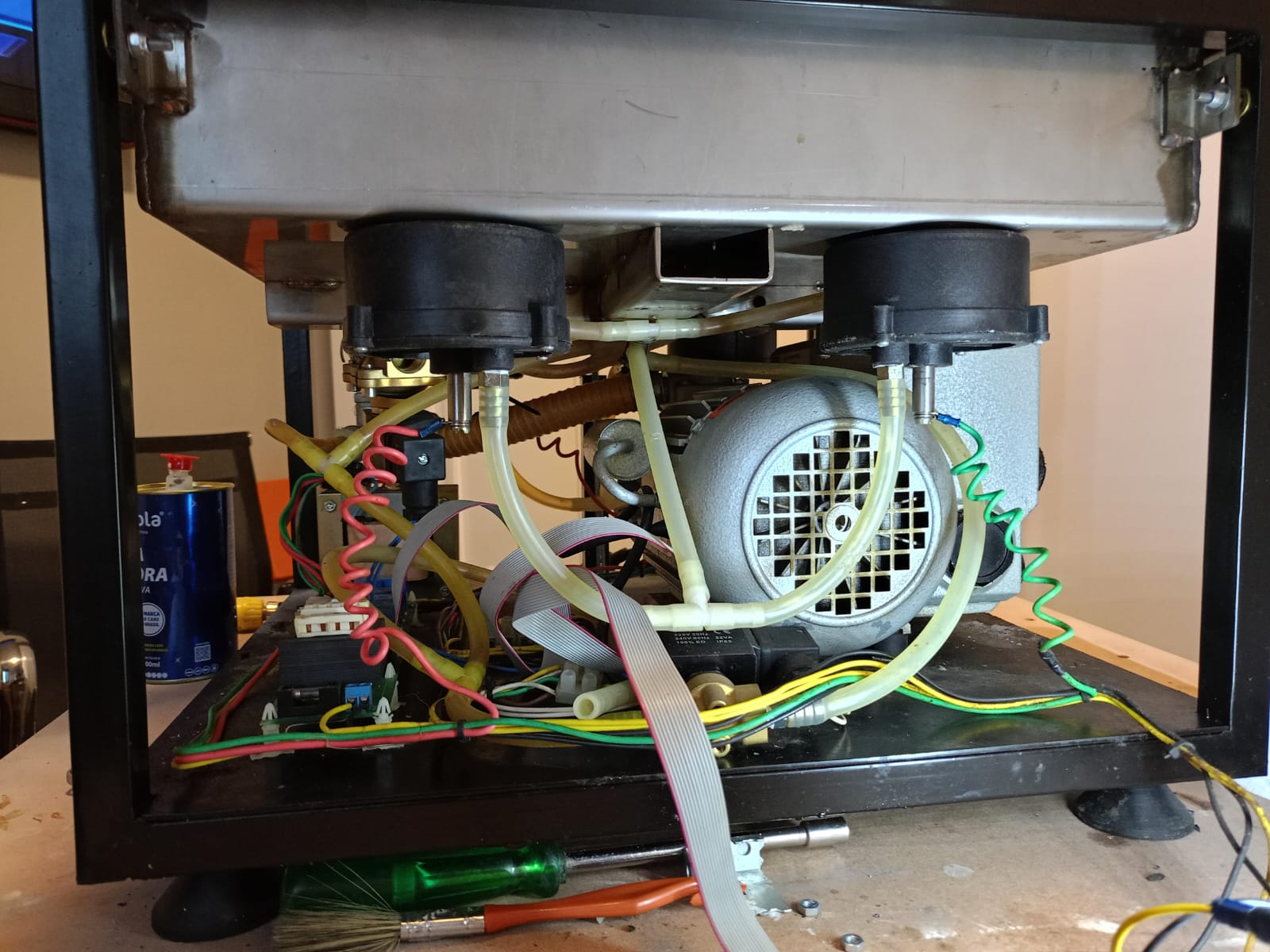 Motor e bomba da seladora restaurados